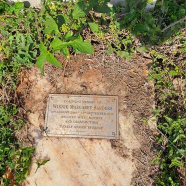 SANDERS Winnie Margaret 1948-2015