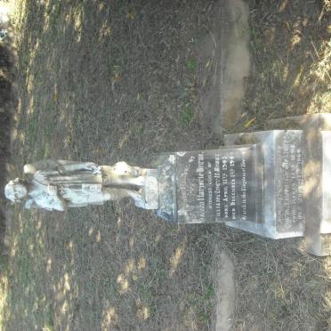 BURNE Doreen Marjorie 1905-1909 :: GIRCHESTONE Doris Eileen 1893-1960