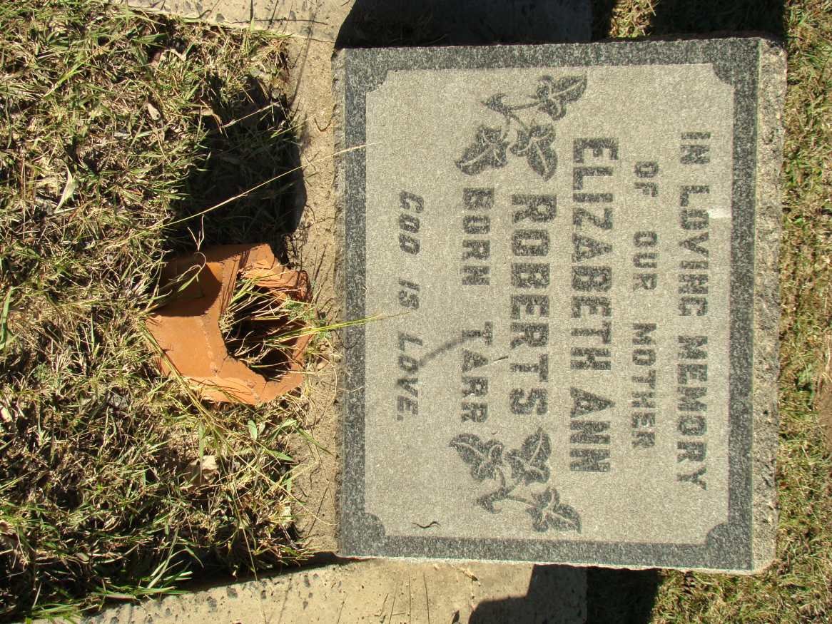 ROBERTS Elizabeth Ann nee TARR