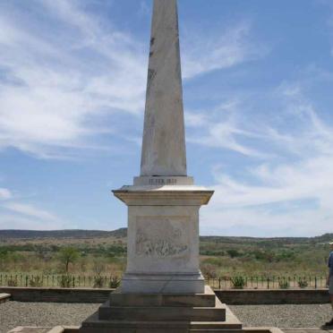 1. Herdenkingsnaald Bloukrans Monument