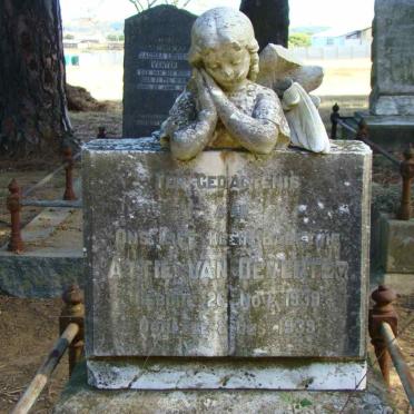 DEVENTER Attie, van 1939-1939