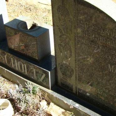 SCHOLTZ Heindrich F. 1893-1982 &amp; Martha J. VAN ROOYEN 1903-1972 