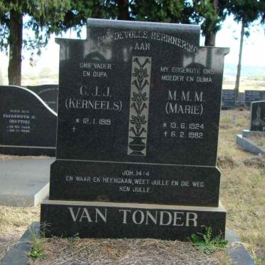 TONDER C.J.J., van 1919- &amp; M.M.M. 1924-1982