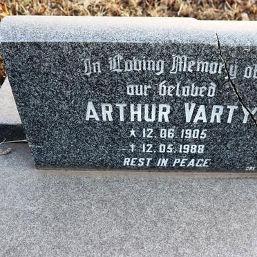 V-Surnames _ Vanne-V