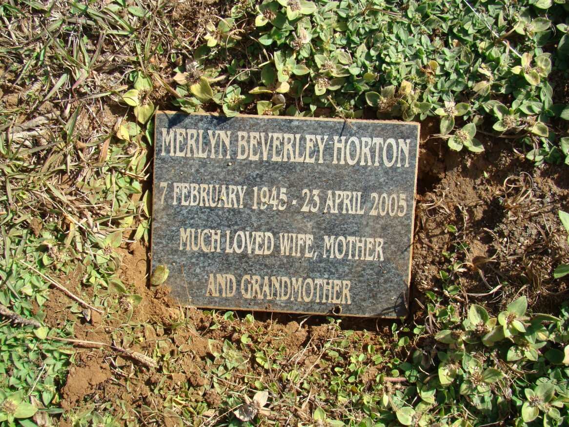 HORTON Merlyn Beverley 1945-2005
