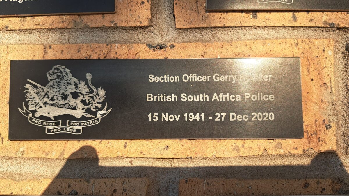 BOWKER Gerry 1941-2020