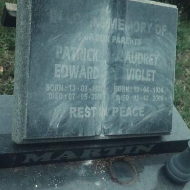 MARTIN Patrick Edward 1931-2006 &amp; Audrey Violet 1934-2009