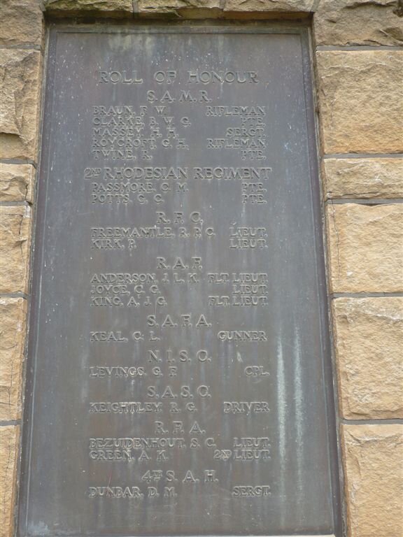 5. GREAT WAR 1914-1918 MEMORIAL PLAQUE