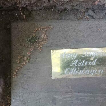 OLLEWAGEN Amy Ingrid Astrid