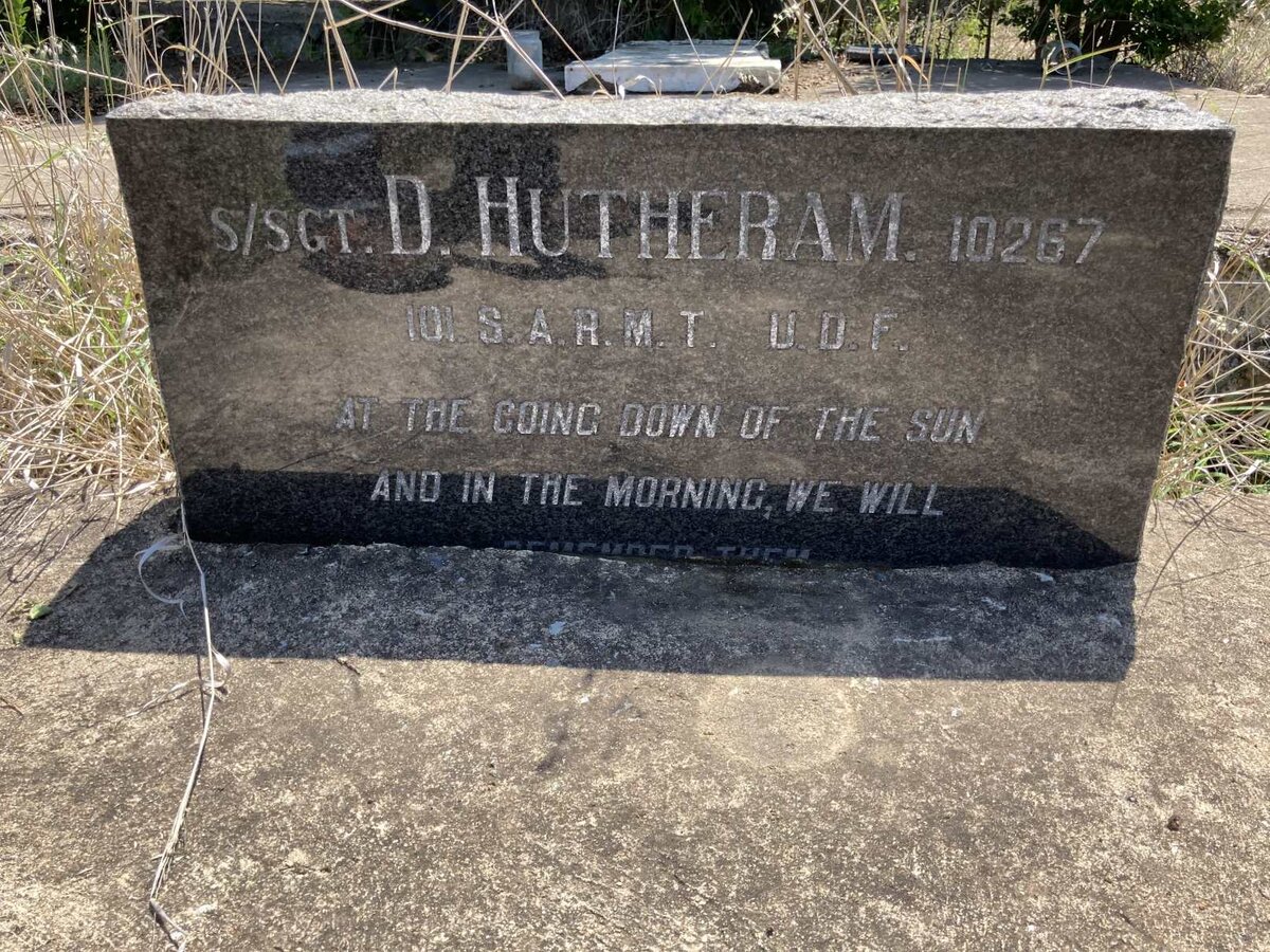 HUTHERAM Dindayal 1907-1964 & Margaret Esther BLOY 1906-1989 _2