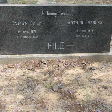 FILE Arthur Charles 1878-1947 &amp; Evelyn Emily 1878-1973