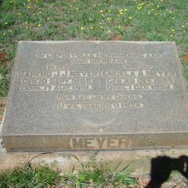 MEYER Barend J.J. 1888-1951 &amp; Engela A. 1895-1952