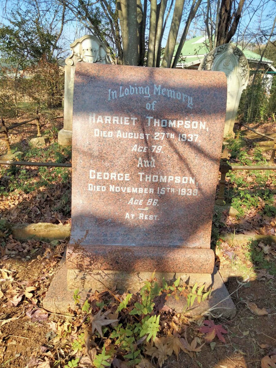 THOMPSON George -1939 & Harriet -1937