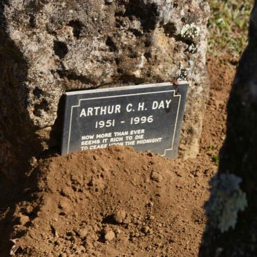 DAY Peter John 1949-1990 :: DAY Arthur C.H. 1951-1996 :: BARNES Roger Noel 1918-1998