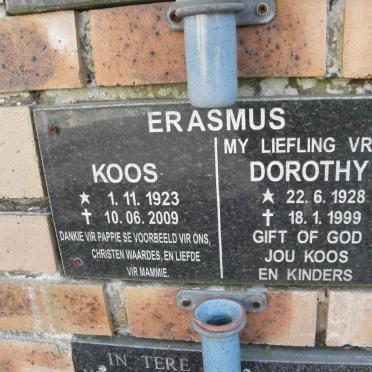ERASMUS Koos 1923-2009 &amp; Dorothy 1928-1999
