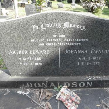 DONALDSON Arthur Edward 1886-1975 &amp; Johanna Ewaldina 1896-1975
