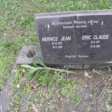 ENGLE Eric Claude 1917-1996 &amp; Bernice Jean 1923-1999
