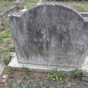 RICHARDS Winifred 1902-1961 :: RICHARDS Louisa Mildred 1900-1985