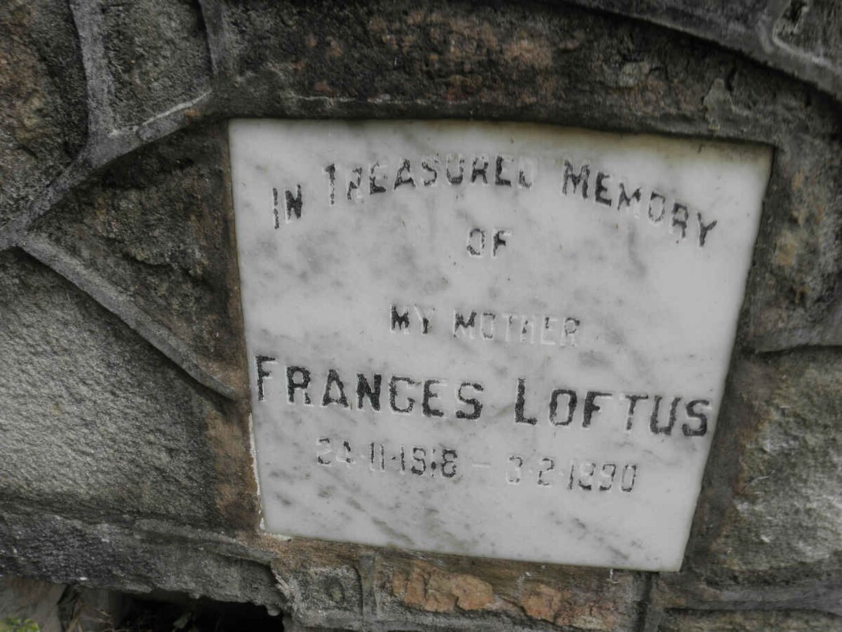LOFTUS Frances 1918-1990