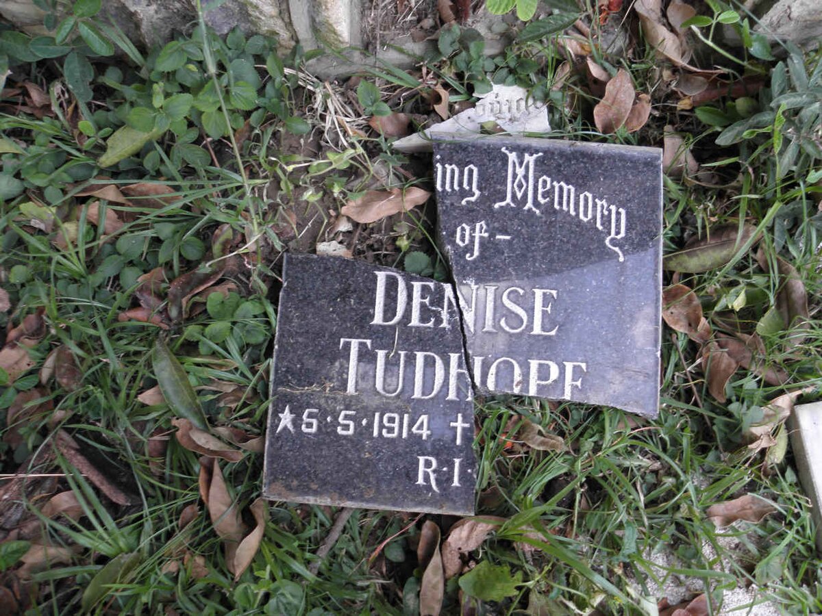 TUDHOPE Denise 1914-?
