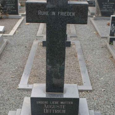 DITTRICH Auguste 1892-1987