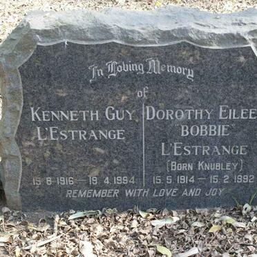 L'ESTRANGE Kenneth Guy 1916-1994 &amp; Dorothy Eileen KNUBLEY 1914-1992