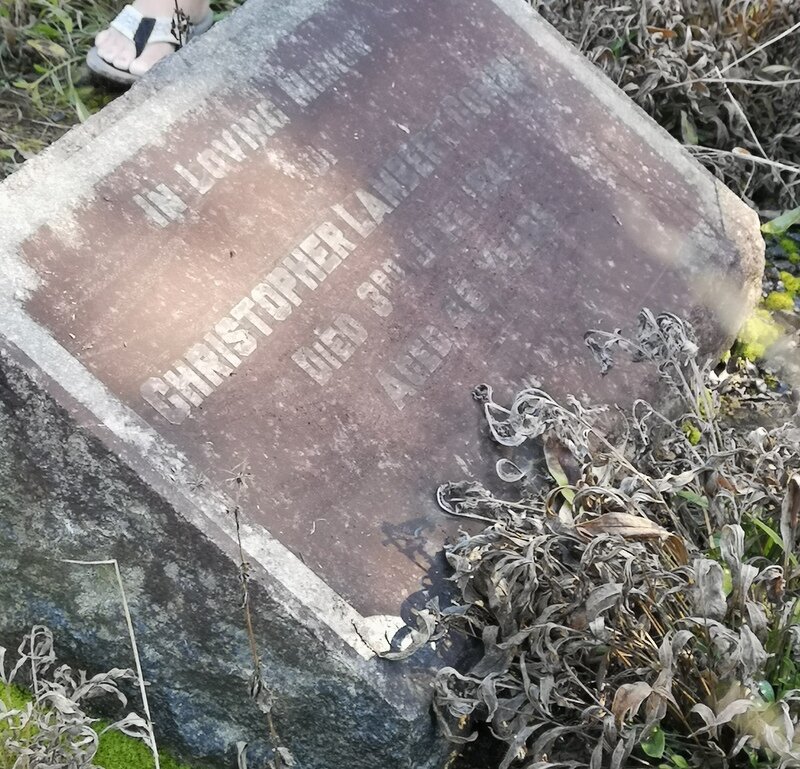 COMINS Christopher Lambert -1944