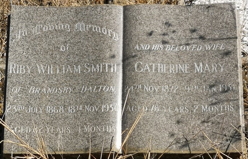 SMITH Riby William 1868-1950 &amp; Catherine Mary 1972-1951
