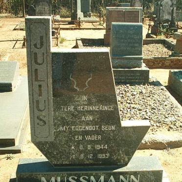 MUSSMANN Julius 1944-1993