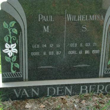 BERG Paul M., van den 1915-1987 &amp; Wilhelmina S. 1921-1998