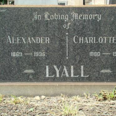 LYALL Alexander 1869-1935 &amp; Charlotte CARR 1880-1961
