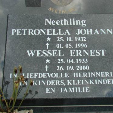NEETHLING Wessel Ernest 1933-2000 &amp; Petronella Johanna 1932-1996