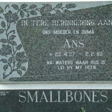 SMALLBONES Ans 1927-1993