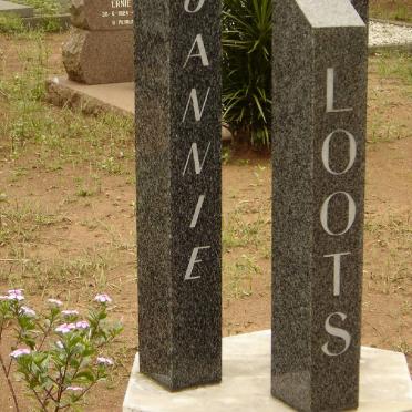 LOOTS Jannie 1937-1990