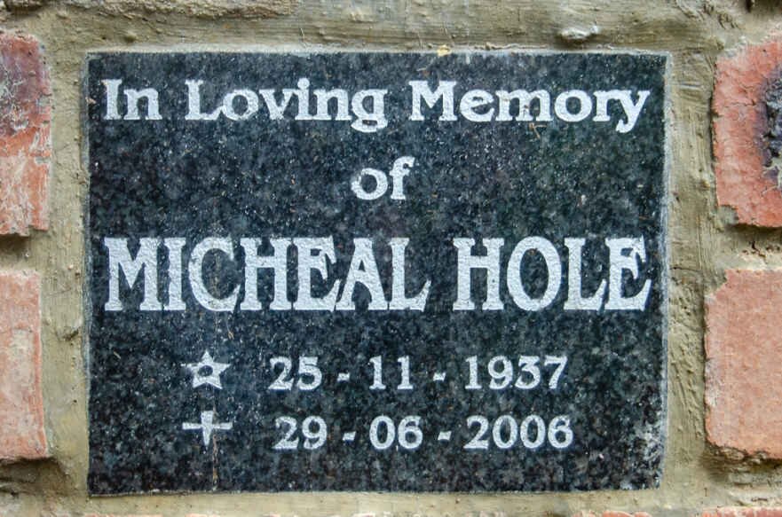 HOLE Micheal 1937-2006