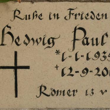 PAUL Hedwig 1935-2011
