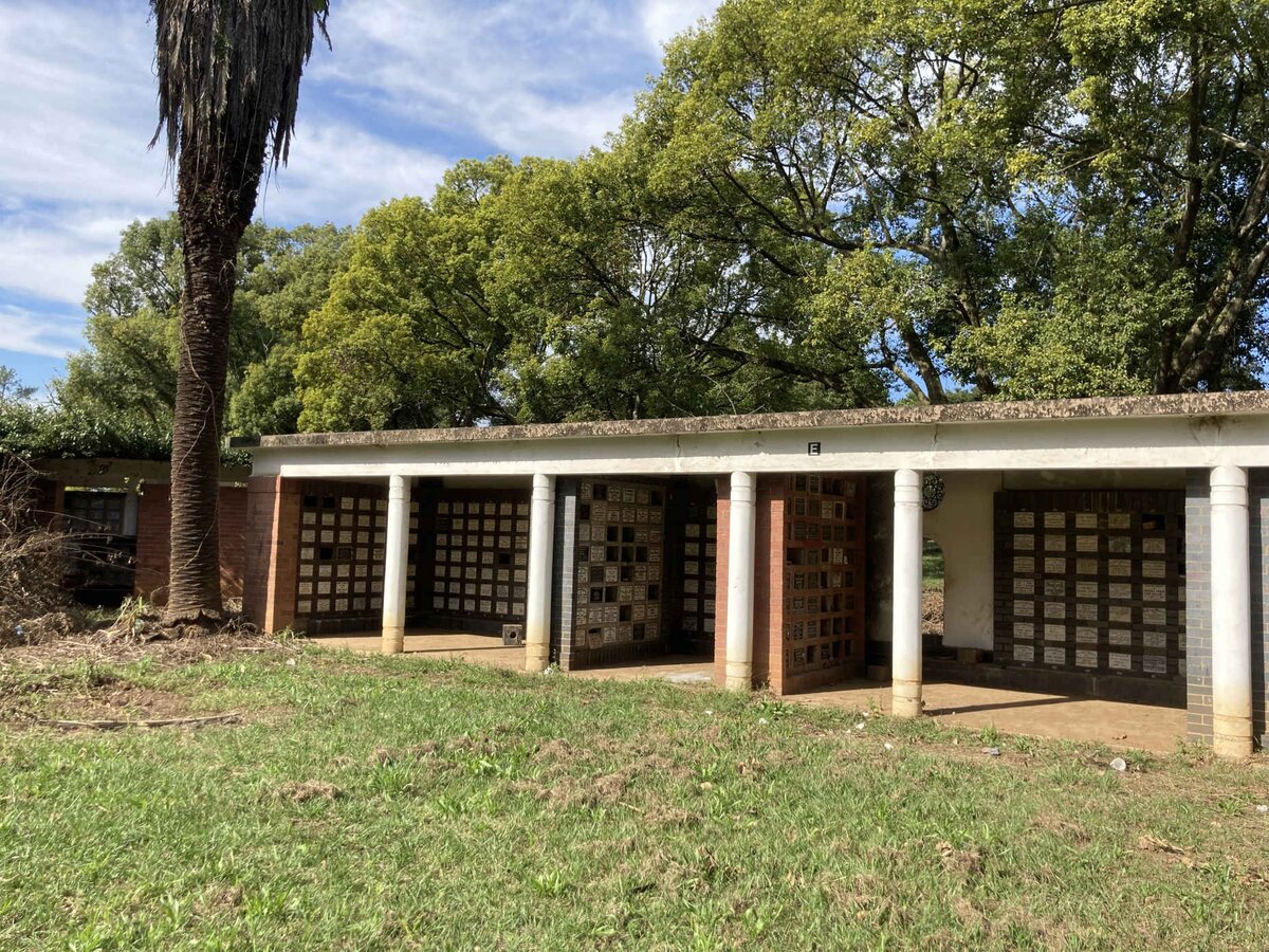 4. Oorsig / Overview