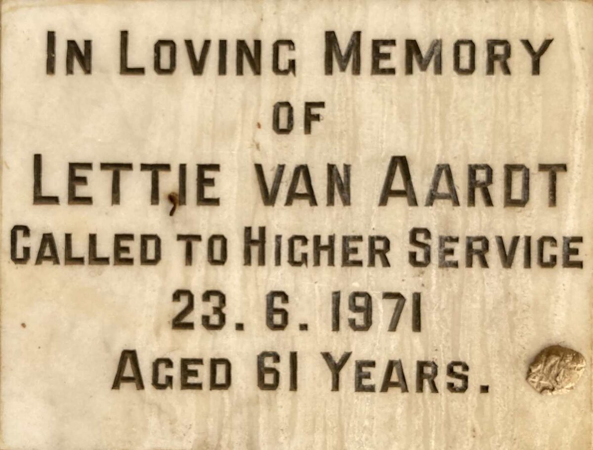 AARDT Lettie, van -1971