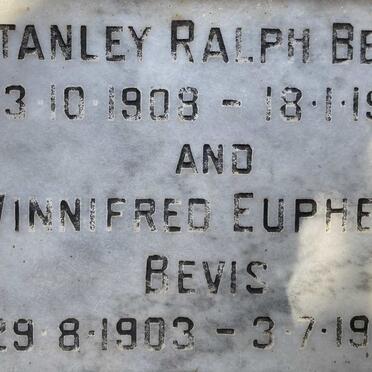 BEVIS Stanley Ralph 1908-1982 & Winnifred Euphemia 1903-1982