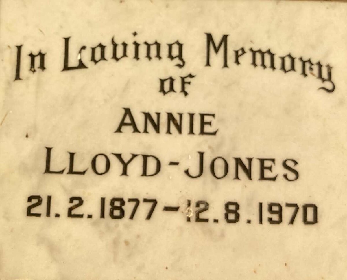 JONES Annie, LLOYD- 1877-1970