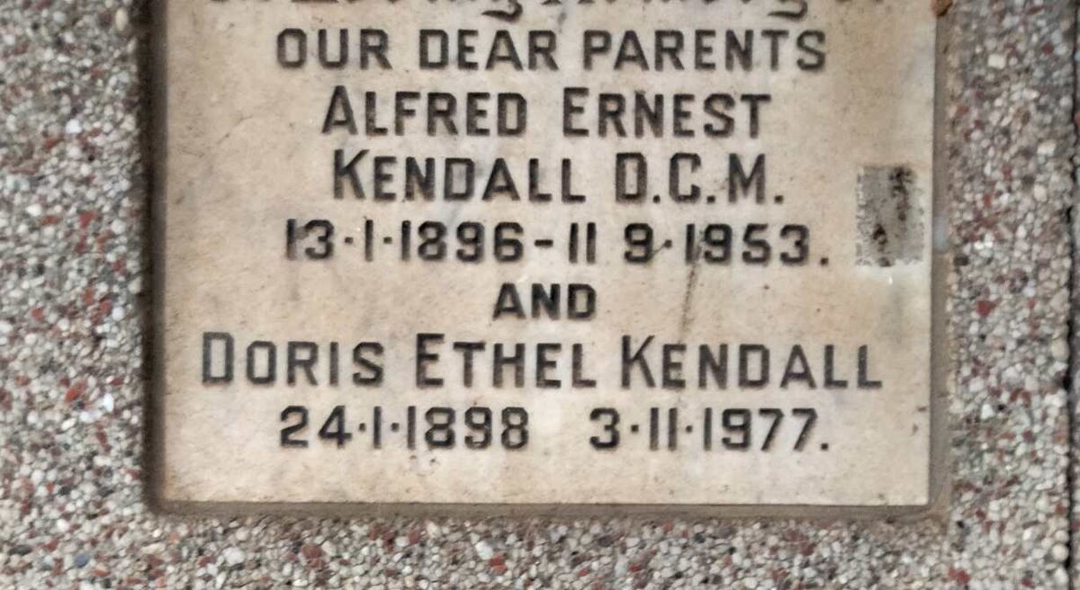 KENDALL Alfred Ernest 1896-1953 & Doris Ethel 1898-1977