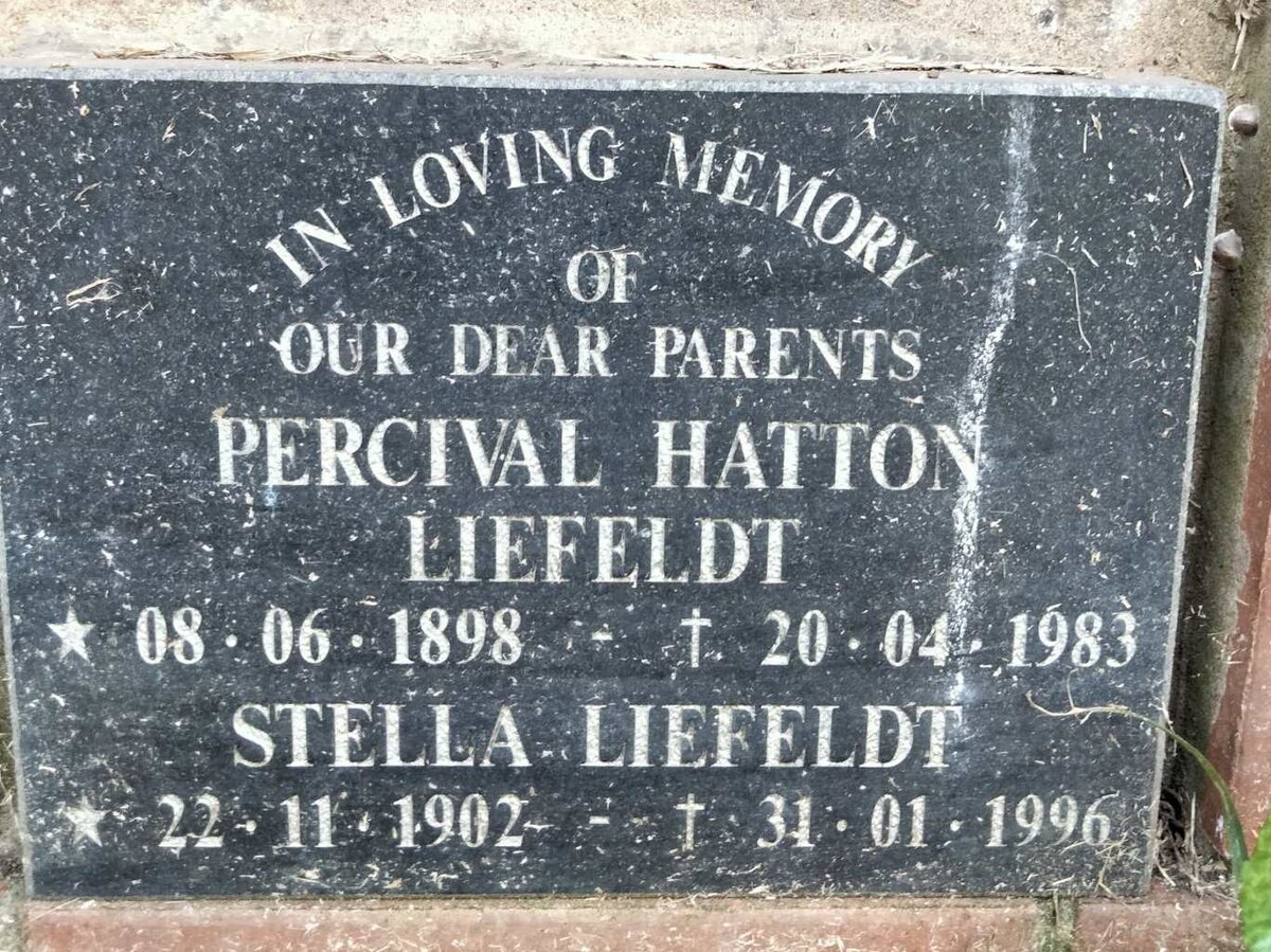LIEFELDT Percival Hatton 1898-1983 & Stella 1902-1996