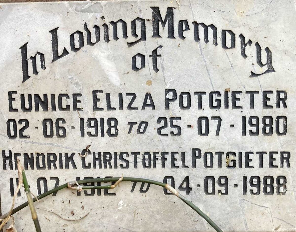 POTGIETER Hendrik Christoffel 1912-1988 & Eunice Eliza 1918-1980