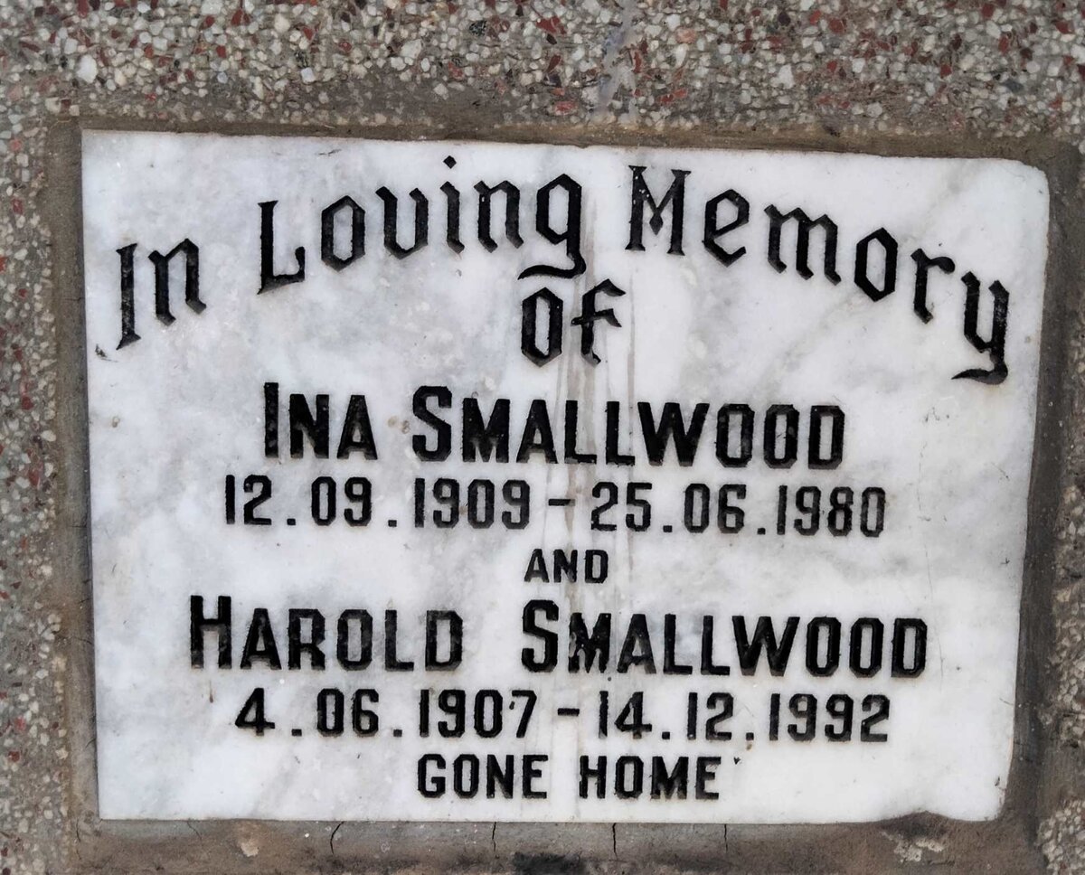 SMALLWOOD Harold 1907-1992 & Ina 1909-1980