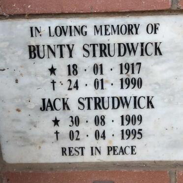 STRUDWICK Jack 1909-1995 & Bunty 1917-1990