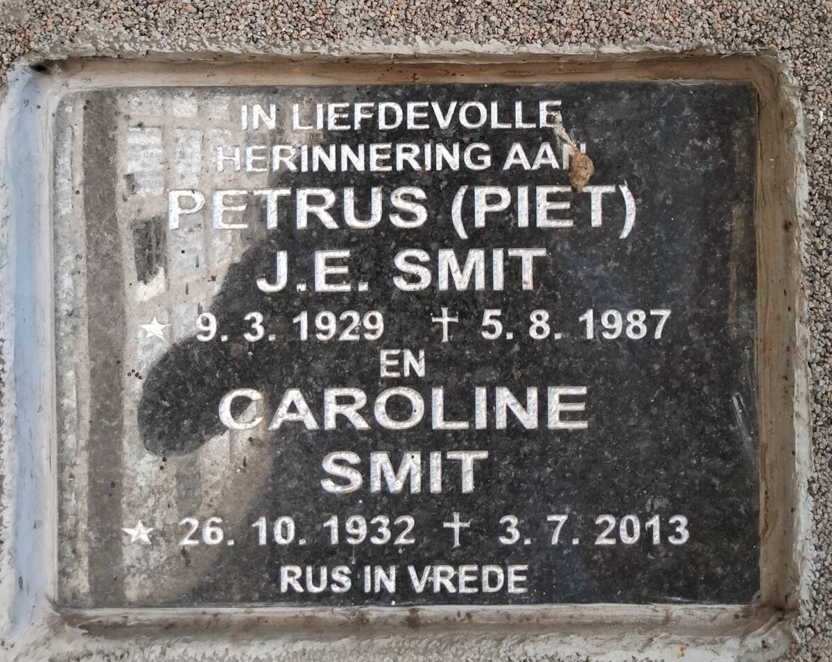 SMIT Petrus J.E. 1929-1987 & Caroline 1932-2013