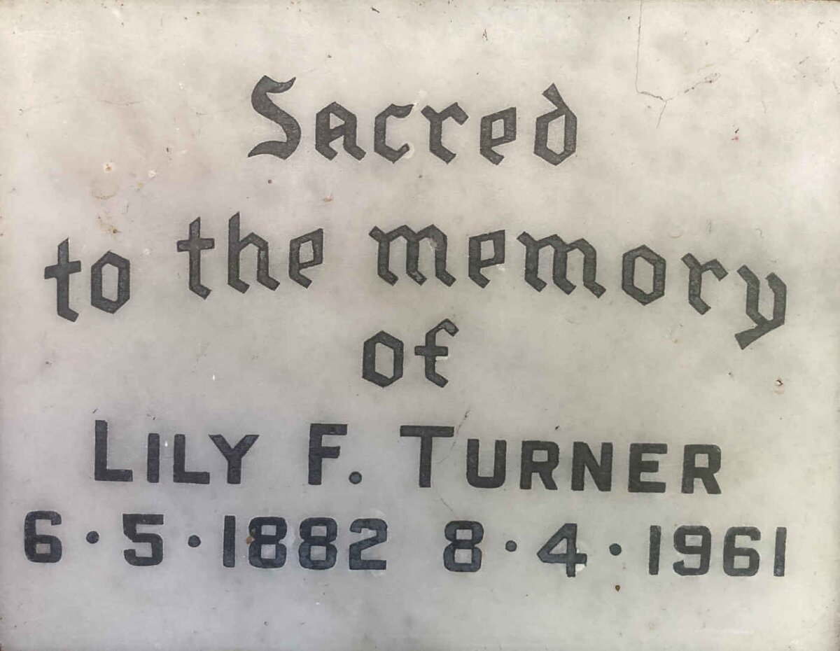 TURNER Lily F. 1882-1961