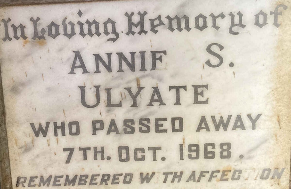 ULYATE Annie S. -1968