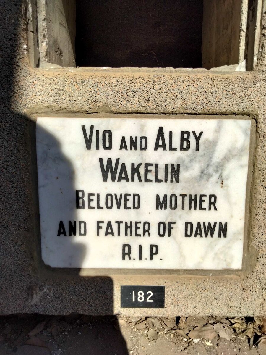 WAKELIN Vio & Alby