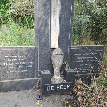 BEER Hendrik Adriaan Christoffel, de 1914-1974 & Dorathea Sophia 1916-1998
